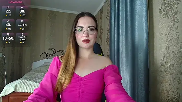 Snapshot of Leila_Kissyu chatting on 06/02/26, 04:42 Leila Kissyu online show from 06/02/26, 04:42