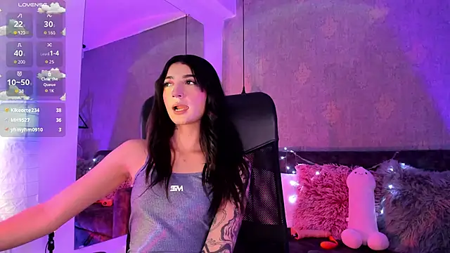 Snapshot of Hi_Soyfer chatting on 03/12/25, 04:46 Hi Soyfer online show from 03/12/25, 04:46