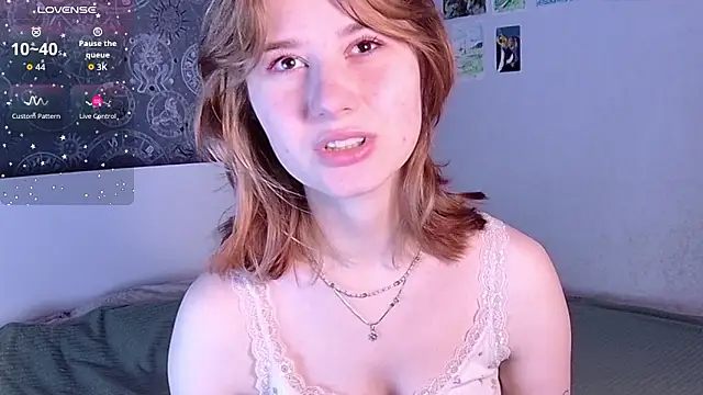 Snapshot of Cute_Cate404 chatting on 03/07/26, 02:52 Cute Cate404 online show from 03/07/26, 02:52