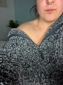 Saucy-Serenity online show from 03/13/25, 06:56