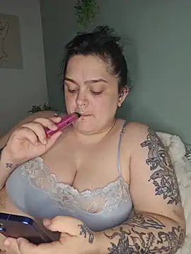 Saucy-Serenity online show from 06/24/26, 09:58