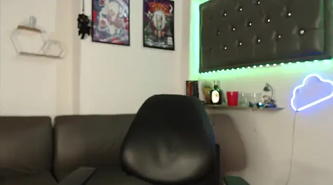 Monkey uchiha777 online show from 03/12/25, 12:57