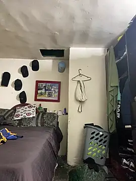 Monkey uchiha777 online show from 03/18/25, 12:47