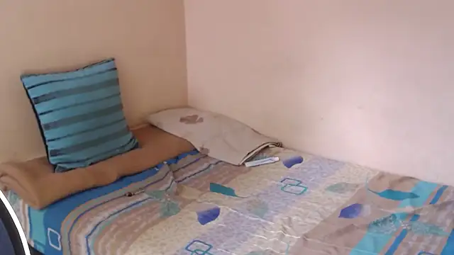 Monkey uchiha777 online show from 10/04/25, 04:05