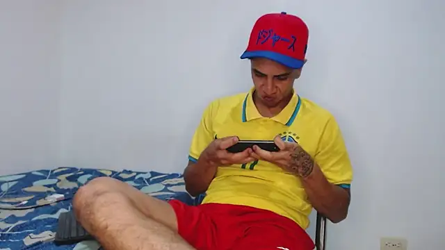 Monkey uchiha777 online show from 12/01/25, 10:48