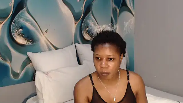 MystiqueTeee online show from 10/09/25, 02:26