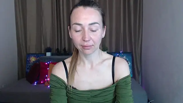 Kiss julli88I online show from 03/08/25, 05:11