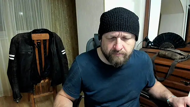 Snapshot of Grandor_M chatting on 03/06/25, 06:16 Grandor M online show from 03/06/25, 06:16