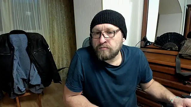 Snapshot of Grandor_M chatting on 03/07/25, 03:18 Grandor M online show from 03/07/25, 03:18