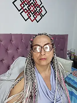 AlessandraLeroy online show from 11/23/25, 03:06