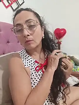 AlessandraLeroy online show from 05/29/26, 02:20