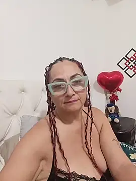 AlessandraLeroy online show from 06/28/26, 04:24