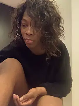 Snapshot of Nahomy_gree chatting on 03/15/25, 08:15 Nahomy gree online show from 03/15/25, 08:15