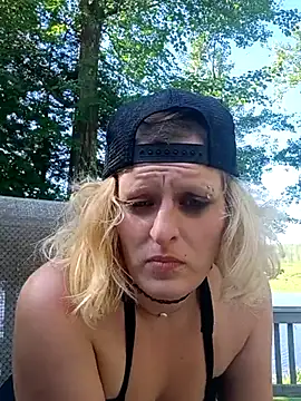KITTYBOOBOOFUXX online show from 07/13/26, 09:39