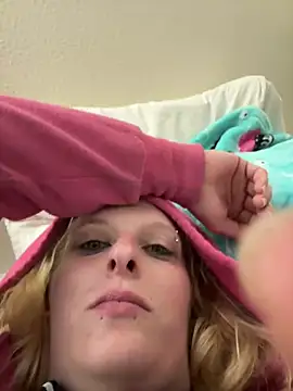 KITTYBOOBOOFUXX online show from 07/17/26, 05:25