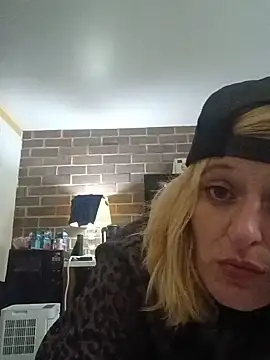 KITTYBOOBOOFUXX online show from 07/20/26, 07:00