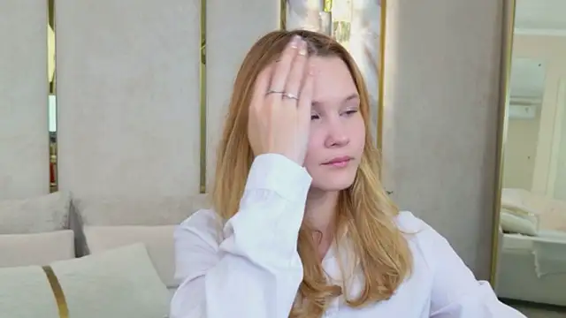 AmeliRoyse online show from 05/20/26, 05:08