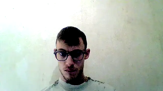 Snapshot of Yukysama79 chatting on 03/12/25, 06:22 Yukysama79 online show from 03/12/25, 06:22