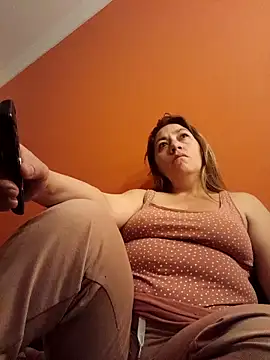 Luna-nevada online show from 11/01/25, 11:12