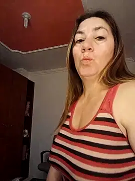 Luna-nevada online show from 11/03/25, 12:06