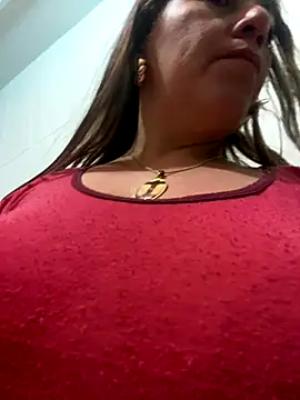 Luna-nevada online show from 11/19/25, 05:29