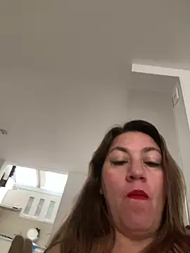 Snapshot of Luna-nevada chatting on 06/27/26, 02:34 Luna-nevada online show from 06/27/26, 02:34