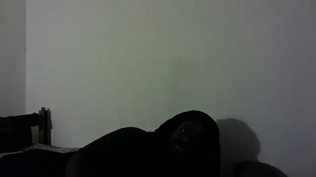 Snapshot of shaniko89isscam chatting on 05/18/26, 09:26 shaniko89isscam online show from 05/18/26, 09:26