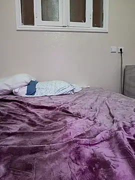 Snapshot of queen_belisima1 chatting on 03/06/26, 09:44 queen belisima1 online show from 03/06/26, 09:44