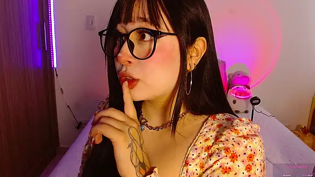 Snapshot of Oliviargf chatting on 03/29/26, 12:16 Oliviargf online show from 03/29/26, 12:16
