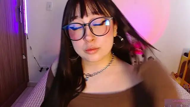 Snapshot of Oliviargf chatting on 04/01/26, 01:41 Oliviargf online show from 04/01/26, 01:41