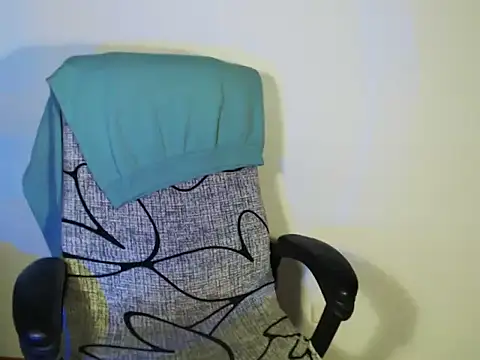 Hannah Kiim online show from 03/09/26, 09:08