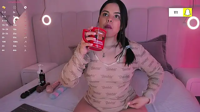 riri candy online show from 11/27/25, 03:41