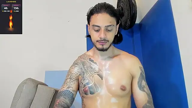 Snapshot of _ragnark_1999 chatting on 03/02/26, 05:08 ragnark 1999 online show from 03/02/26, 05:08