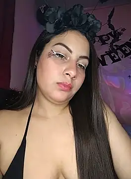 esmeralda jadees online show from 10/16/25, 08:43