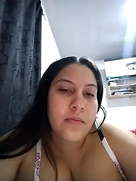 esmeralda jadees online show from 05/10/26, 01:49