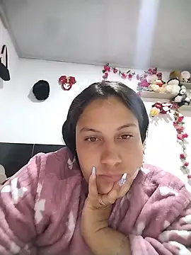 esmeralda jadees online show from 06/07/26, 12:42