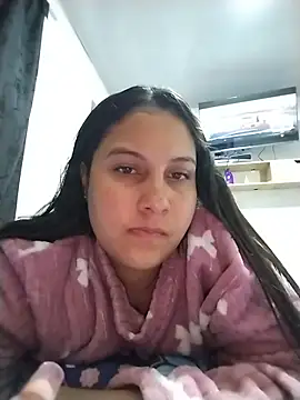esmeralda jadees online show from 06/14/26, 02:24