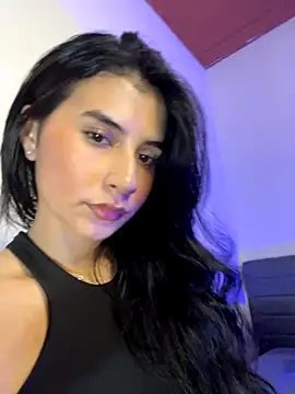 Snapshot of lannebecker chatting on 09/14/25, 01:05 lannebecker online show from 09/14/25, 01:05