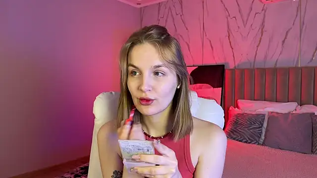 Snapshot of _Vikky_Moon_ chatting on 10/04/25, 12:41 Vikky Moon online show from 10/04/25, 12:41