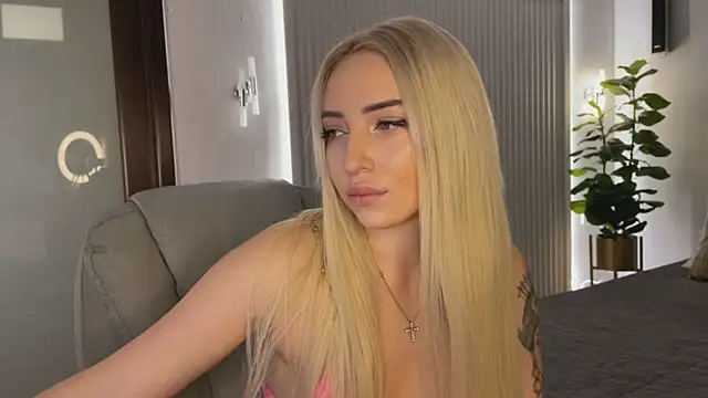 OhMyEmma online show from 11/30/25, 01:20