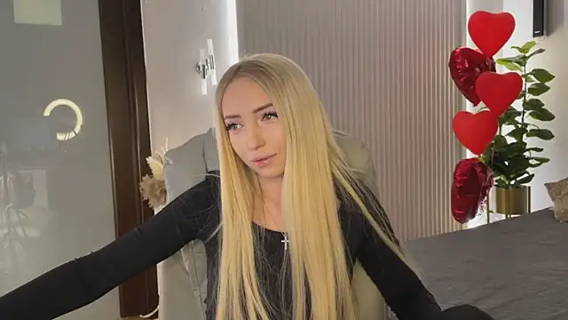 Snapshot of OhMyEmma chatting on 03/04/26, 01:11 OhMyEmma online show from 03/04/26, 01:11