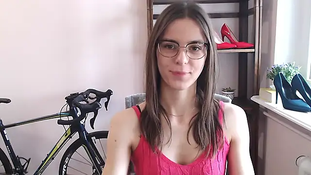 Snapshot of love_megi chatting on 02/15/26, 07:51 love megi online show from 02/15/26, 07:51