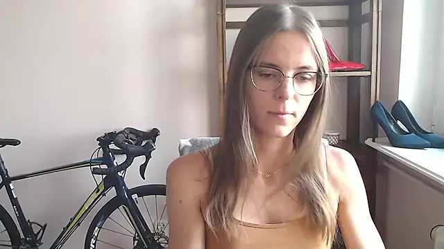 Snapshot of love_megi chatting on 03/28/26, 07:30 love megi online show from 03/28/26, 07:30