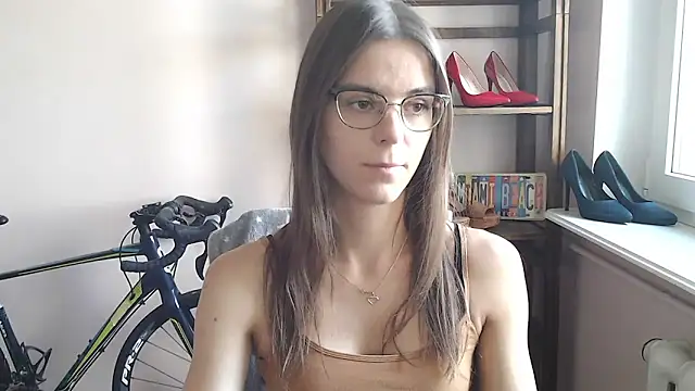 love megi online show from 05/09/26, 06:18