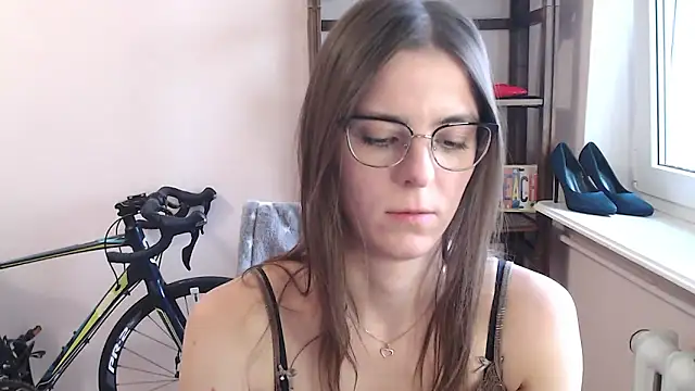 love megi online show from 05/31/26, 06:09