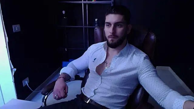 Snapshot of MatiasDean chatting on 10/20/25, 10:38 MatiasDean online show from 10/20/25, 10:38