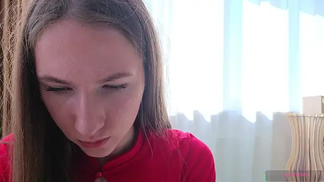 Kira mindnes online show from 06/13/26, 06:33