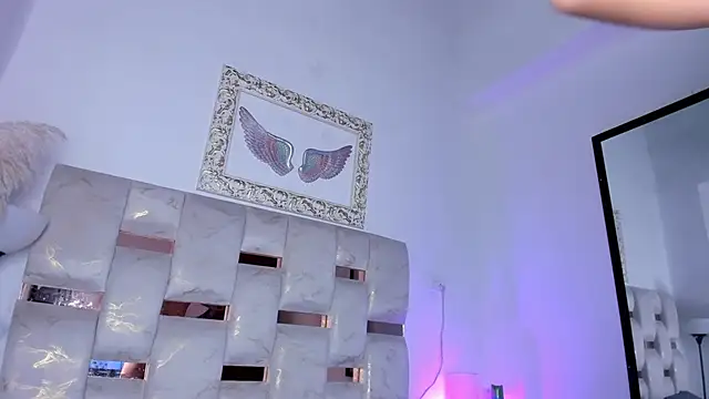 Lola Blondie online show from 02/11/26, 11:48