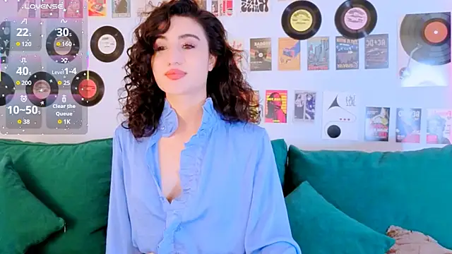 Maya Rogerss online show from 05/13/26, 02:36