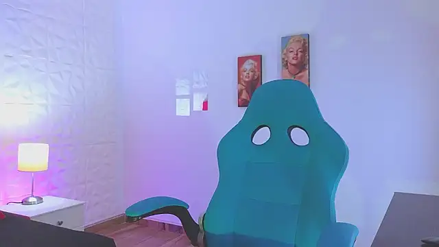 Snapshot of weet_Evans___ chatting on 03/10/26, 05:34 weet Evans online show from 03/10/26, 05:34